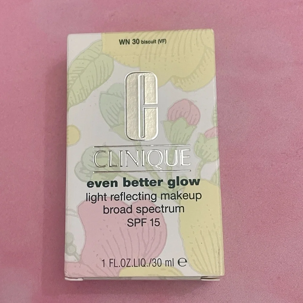 NEW Clinique‎ Even Better Makeup